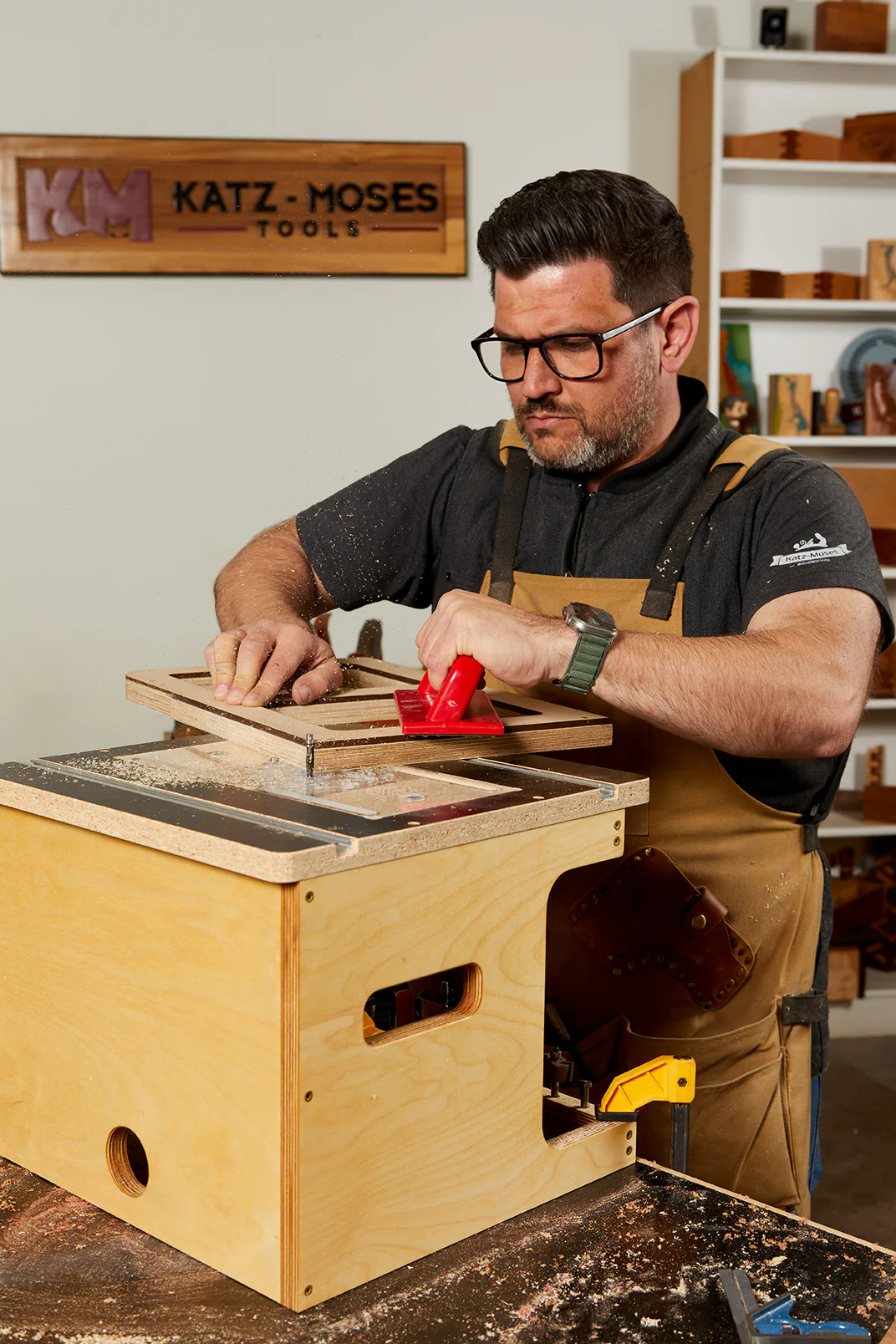 KM Tools Benchtop Router Table for 3x3 Custom Trim Router Jig - Image 27