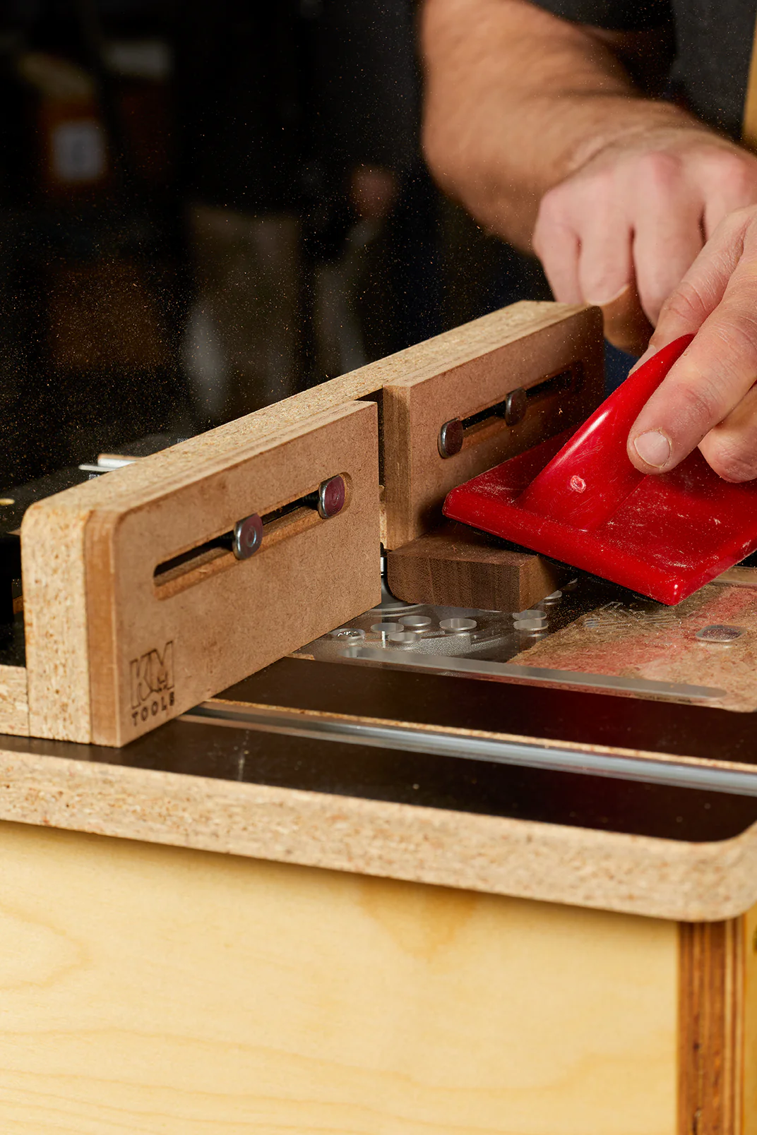 KM Tools Benchtop Router Table for 3x3 Custom Trim Router Jig - Image 39