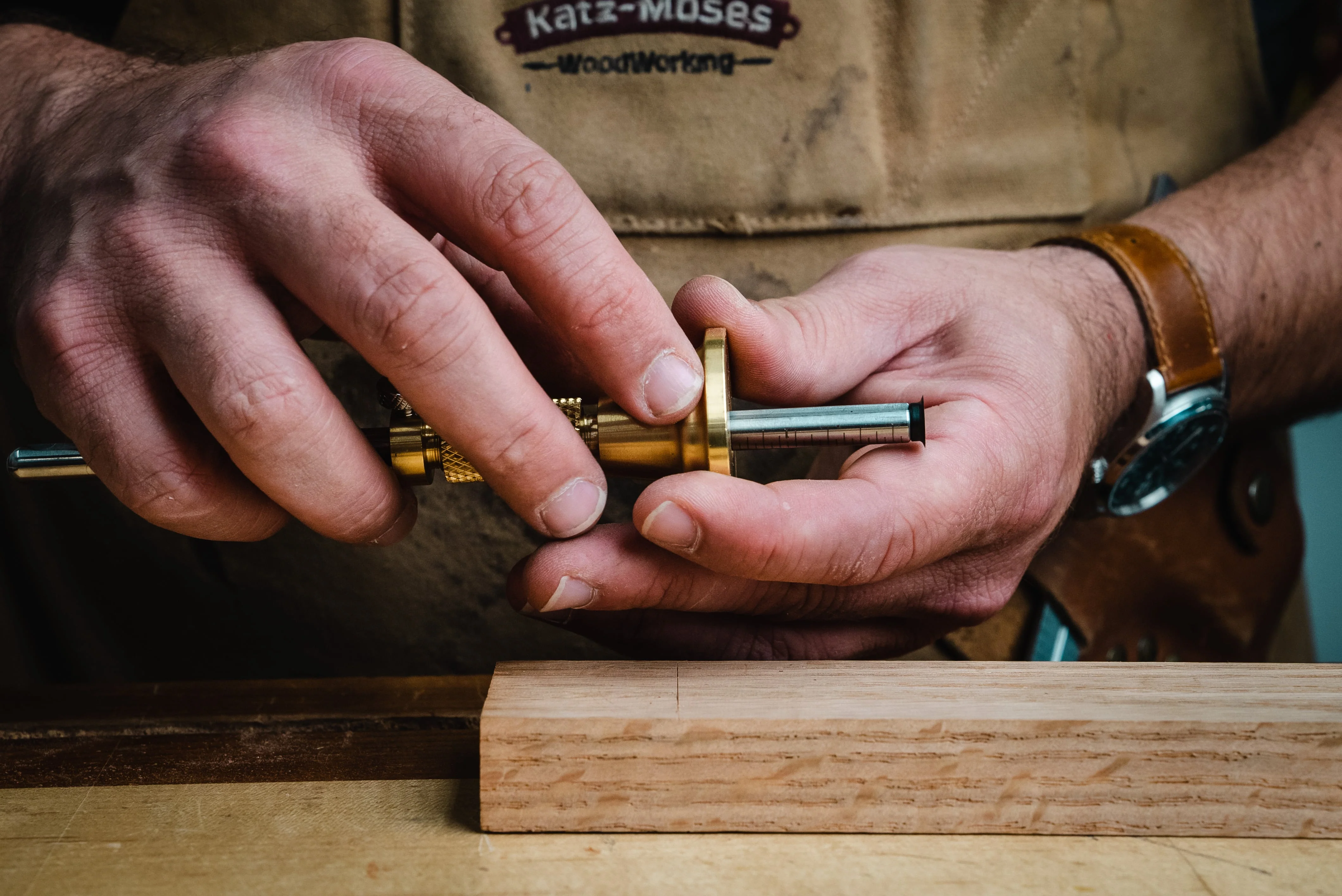 Brass Marking Gauge with Micro-Adjust and Imperial/Metric Markings - Image 5