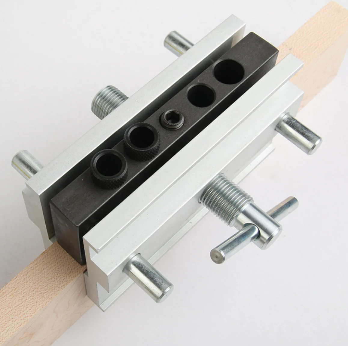Doweling Jig Kit with 6 Bushings - Image 4