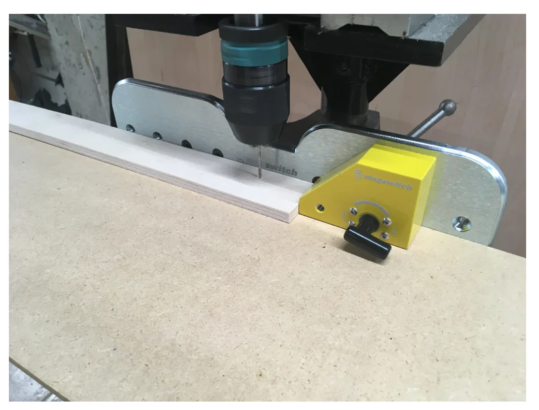 Magswitch Drill Press Fence - Image 3