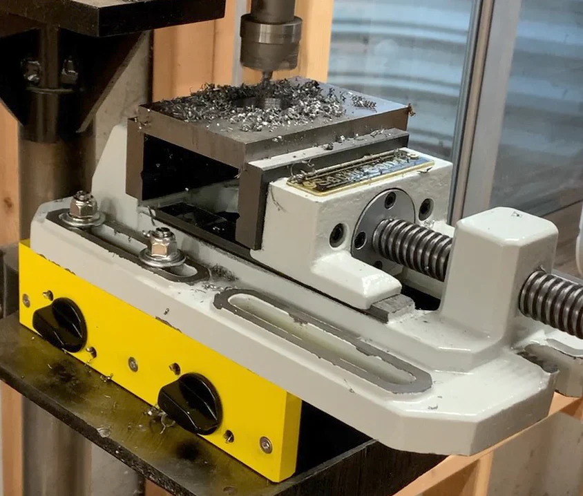 Magswitch Drill Press Vise Mount - Image 2