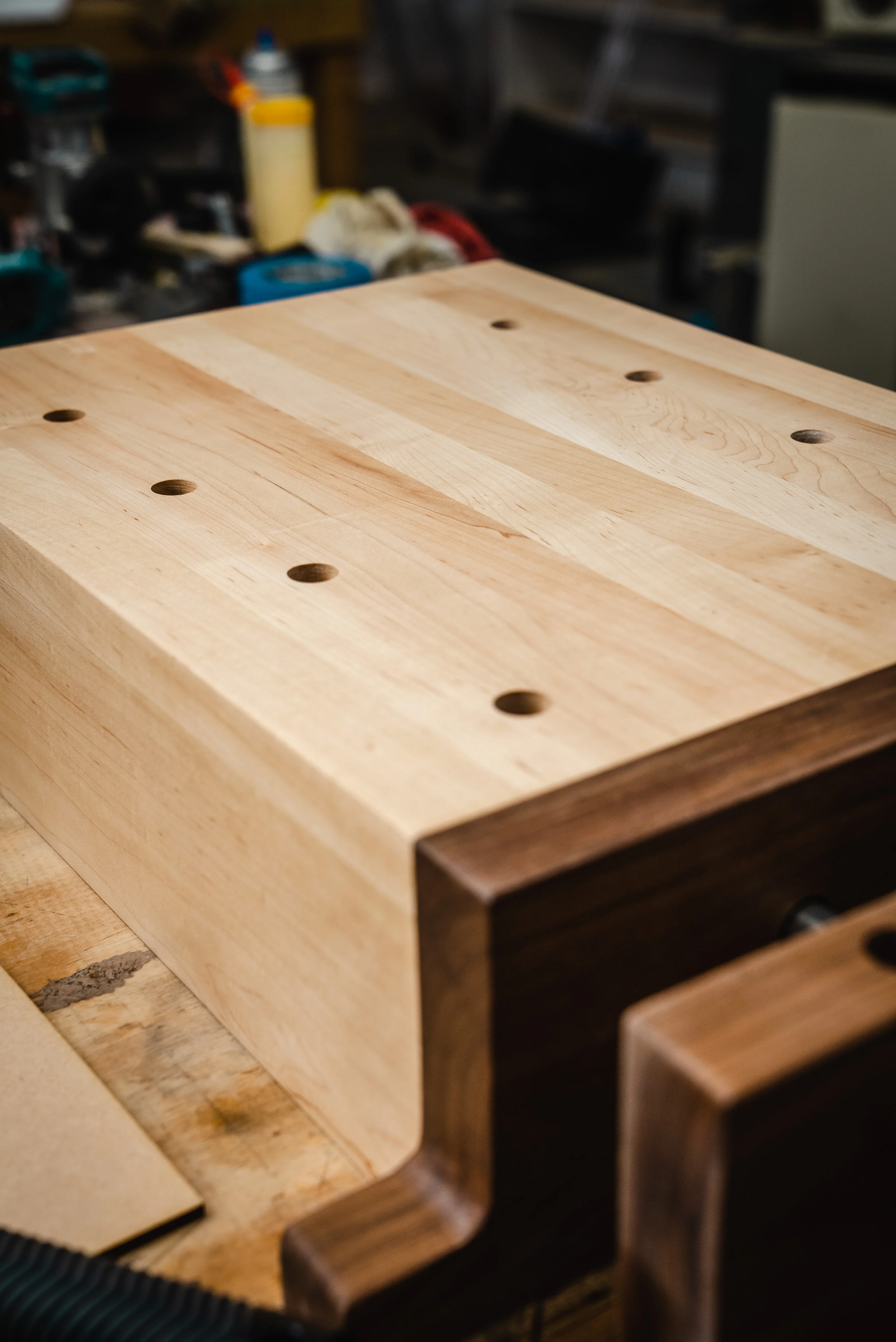 Micro-Workbench With One-Handed Vise Build Plans - Image 5